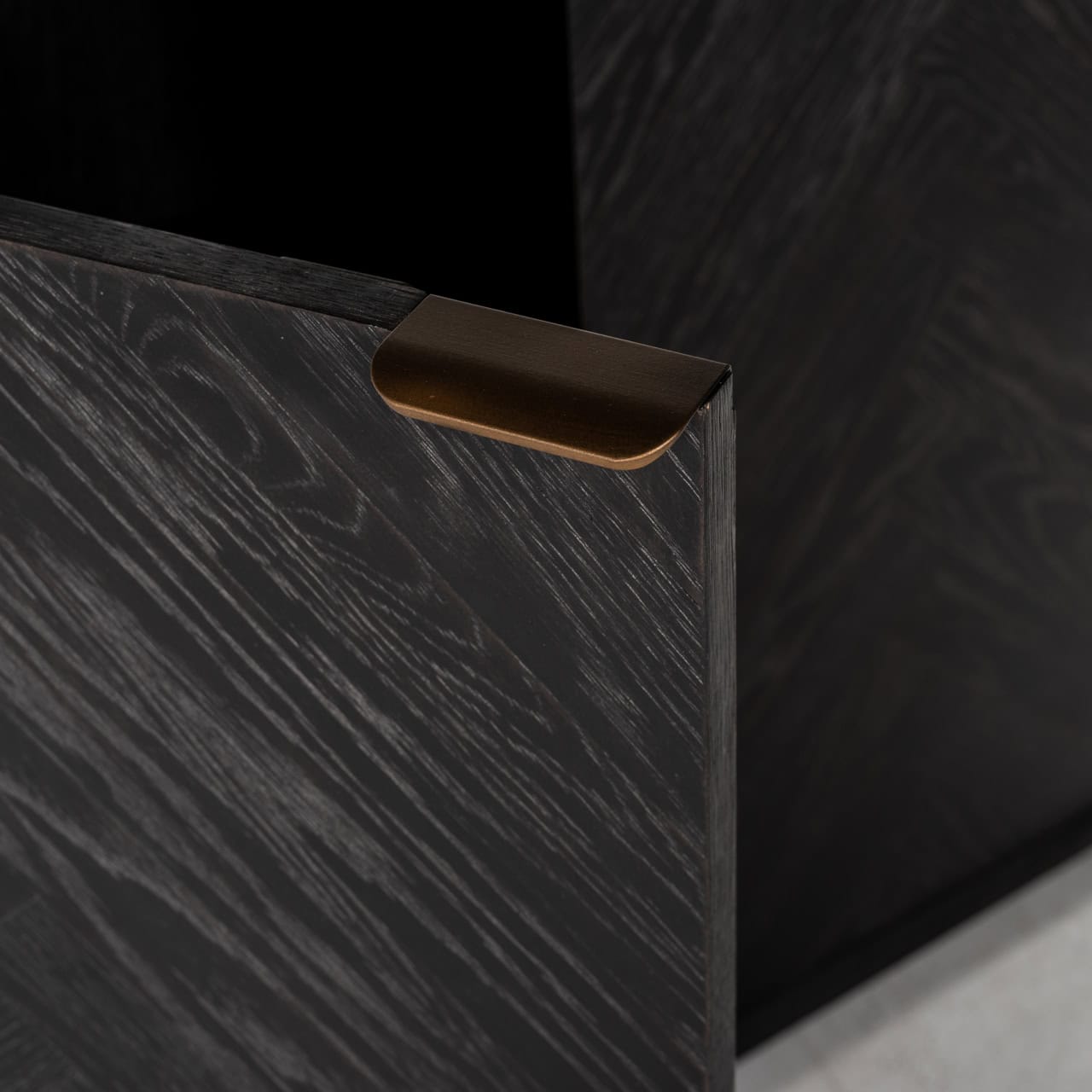 Vitrīna  Blackbone Richmond Interiors 100/220/40 cm Brass melns rustic