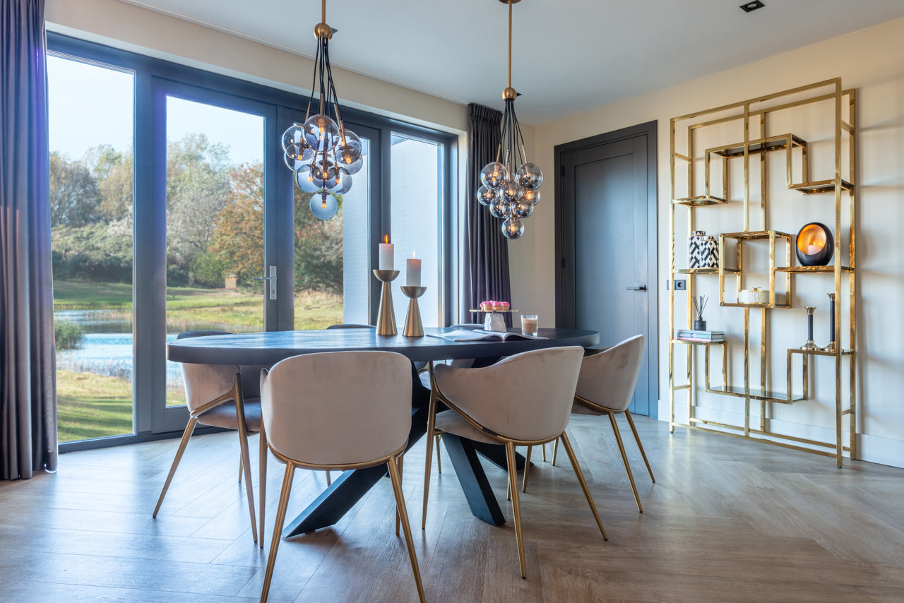 Vitrīna Magnus Richmond Interiors 108/230/30 cm zelts