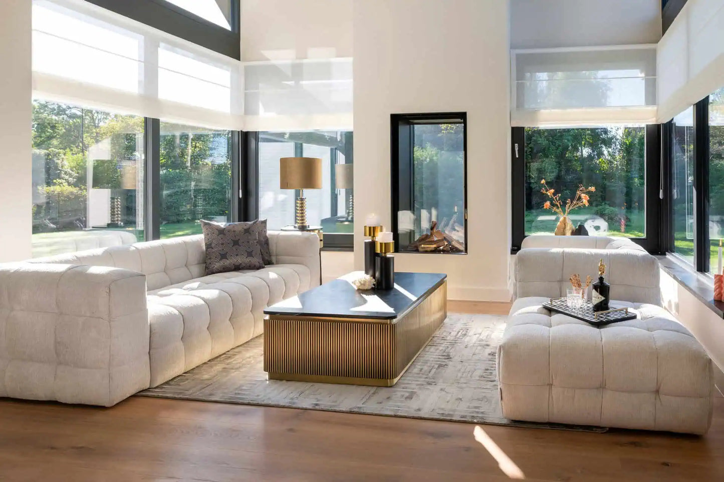 Kafijas galds Ironville gold Richmond Interiors 40/140/80 cm zelts/melns marmors - N1 Home