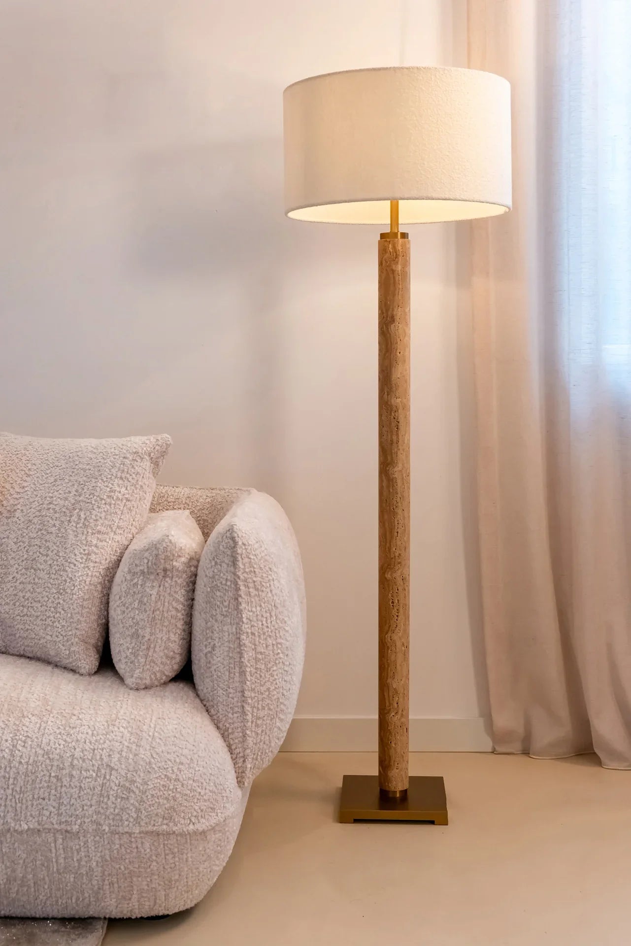 Stāvlampa Richmond Interiors Lorén 166/50/50 cm bēšs - N1 Home